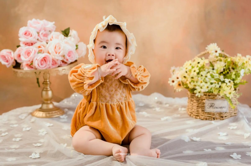 扬州宝宝摔到后脑勺